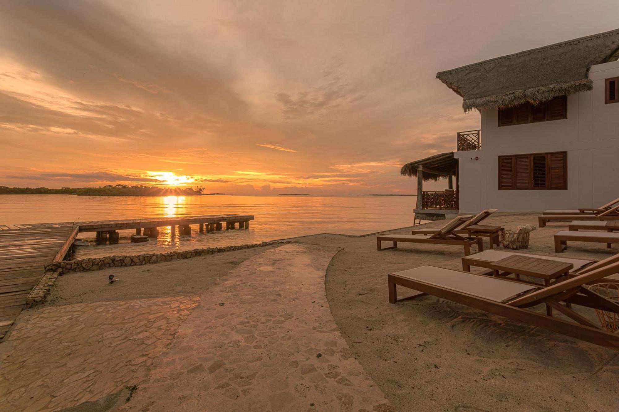 Islawa Soy Local - Isla Privada Hotell Isla Barú Exteriör bild